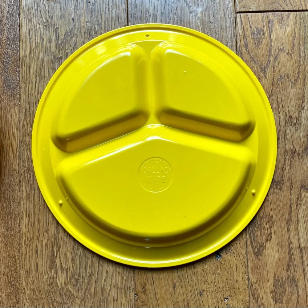 Vintage Melmac Plates DALLAS WARE Divided 3-Section 11” Bright Yellow